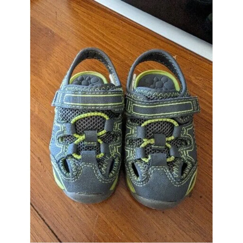 Garanimals Sandals Shoes Boys 5 Toddler Green Yellow Gray Water Shoes